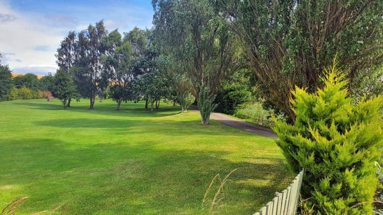 Spacious Well Equipped Chalet Bungalow Close To Nairn, Auldearn Εξωτερικό φωτογραφία