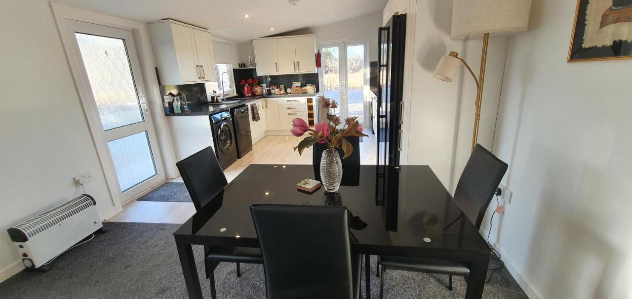 Spacious Well Equipped Chalet Bungalow Close To Nairn, Auldearn Εξωτερικό φωτογραφία